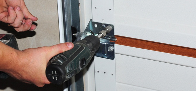 residential garage door service in Cambridge